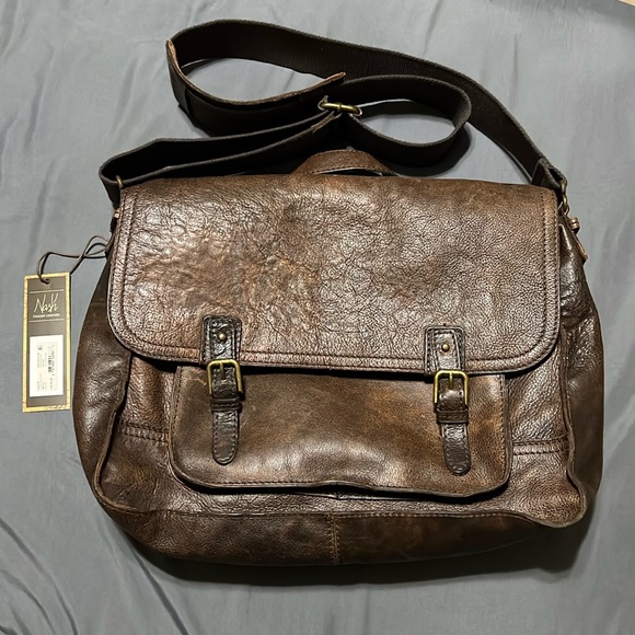 Large Italian Leather Messenger Crossbody Bag by Nash - Picture 1 of 3